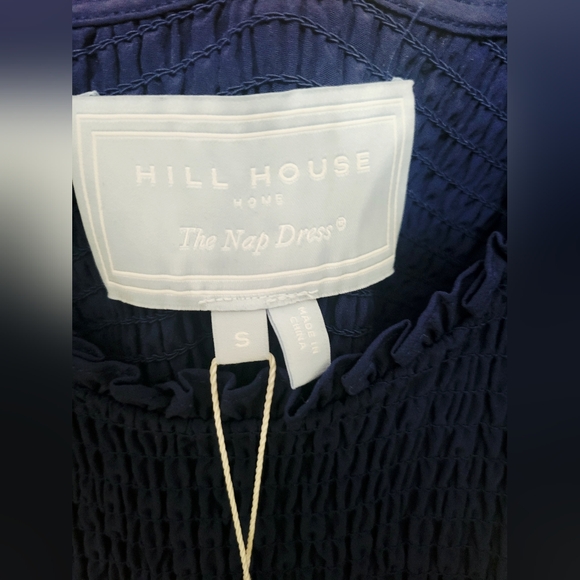 NWT Hill House The Louisa Nap Dress in Navy Blue Crepe Midi Smocked Puff Sleeves - Picture 3 of 6